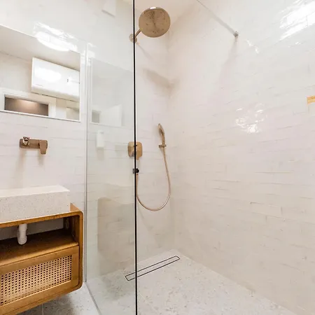 Double With Magnificant Sea View *